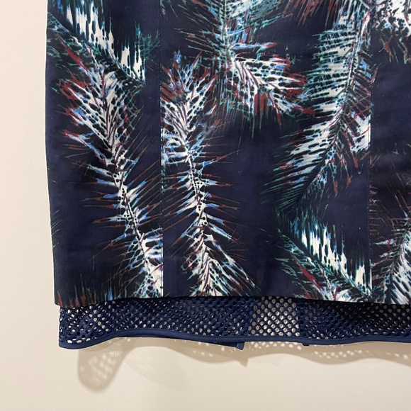 Club Monaco Alessandra Navy Palm Leaf Print Mesh-Trim Pencil Skirt - Picture 8 of 9